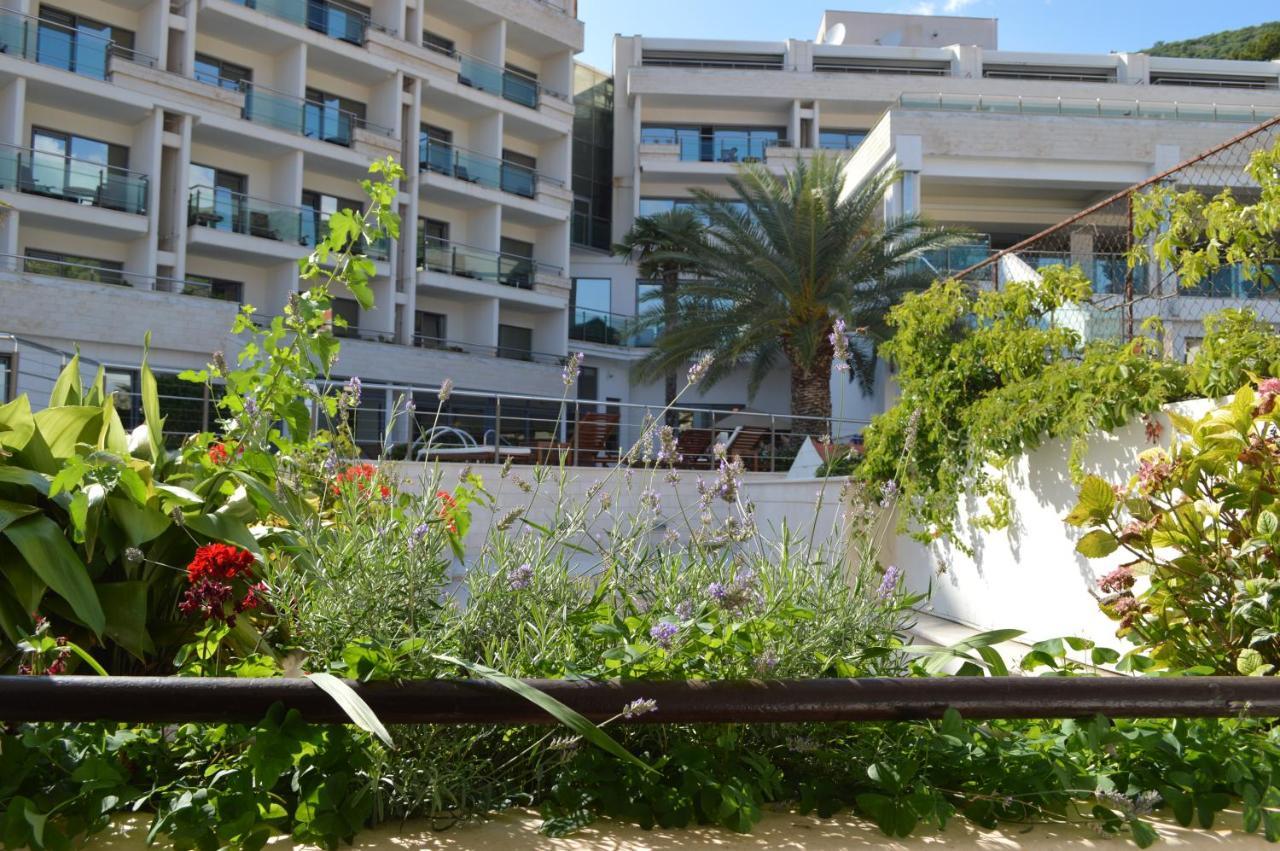 Petrovac Ambassador Apartments מראה חיצוני תמונה