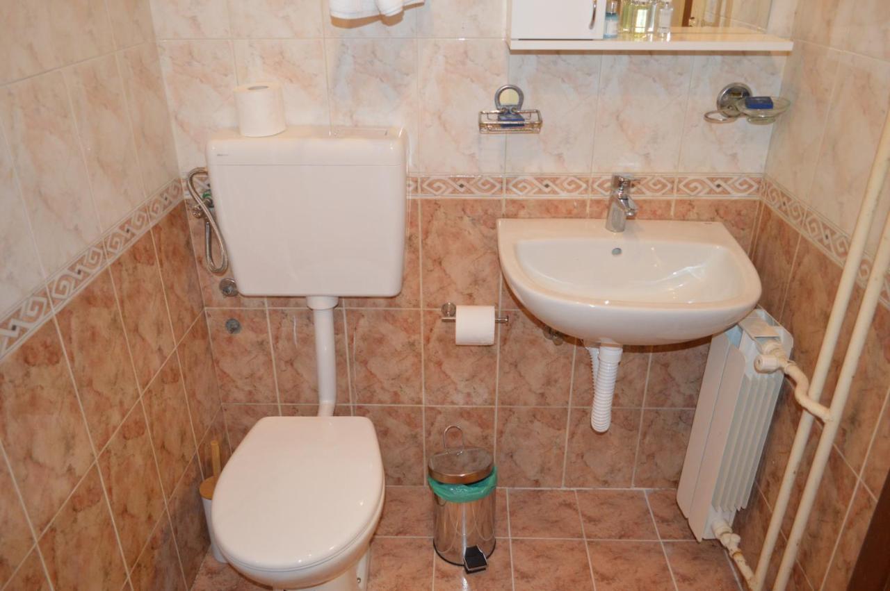 Petrovac Ambassador Apartments מראה חיצוני תמונה